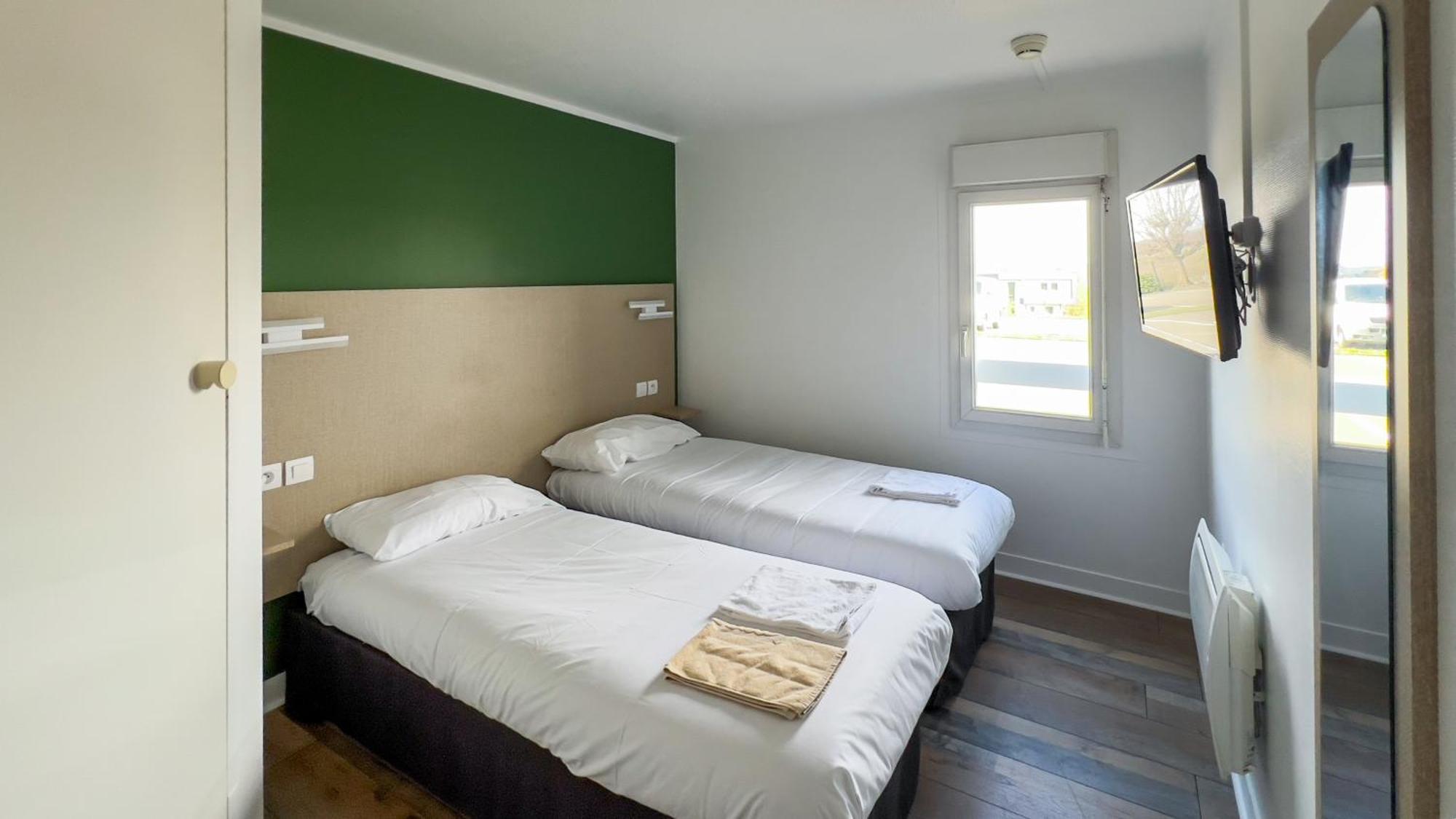 Fasthotel Le Mans Nord Fh Confort Saint-Saturnin  Exterior photo