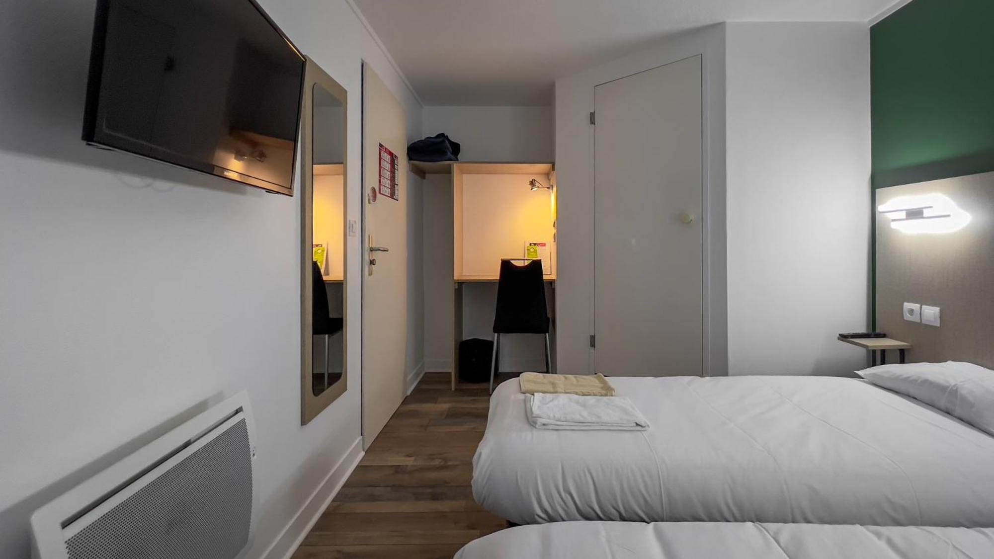 Fasthotel Le Mans Nord Fh Confort Saint-Saturnin  Exterior photo